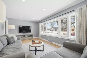 2524 Boone Ave S, Saint Louis Park, MN 55426 - Photo 9