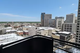 66 9th St E, Saint Paul, MN 55101 - Photo 13