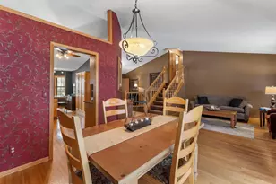 476 Hawthorn Rd, Circle Pines, MN 55014 - Photo 17