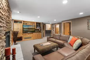 476 Hawthorn Rd, Circle Pines, MN 55014 - Photo 33