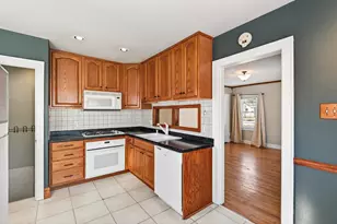 2069 Manitou Ave, Saint Paul, MN 55119 - Photo 11