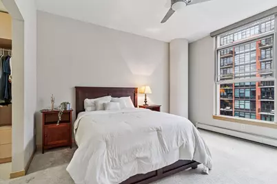 215 10th Avenue S #533, Minneapolis, MN 55415 - Photo 17