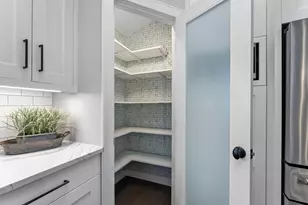 9201 La Rivier Ct, Eden Prairie, MN 55347 - Photo 9