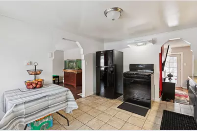 1241 Barclay Street, Saint Paul, MN 55106 - Photo 3