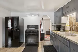 1241 Barclay St, Saint Paul, MN 55106 - Photo 21