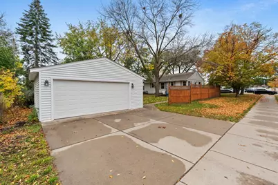7601 Elliot Avenue S, Richfield, MN 55423 - Photo 29