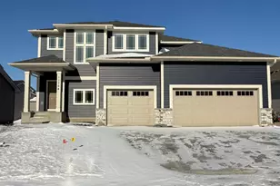 11764 35th St N, Lake Elmo, MN 55042 - Photo 1