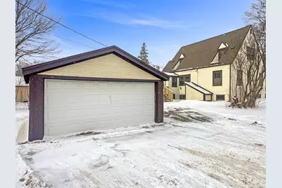 520 E Blue Earth Avenue, Fairmont, MN 56031 - Photo 9