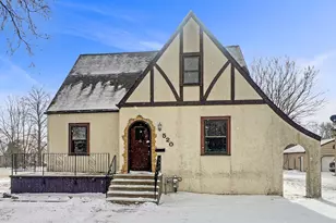 520 E Blue Earth Ave, Fairmont, MN 56031 - Photo 1