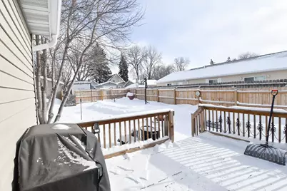 412 Kinney Avenue N, Thief River Falls, MN 56701 - Photo 11