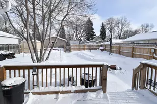 412 Kinney Ave N, Thief River Falls, MN 56701 - Photo 13