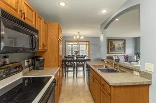 166 Sieben Crest Ln, Hastings, MN 55033 - Photo 9