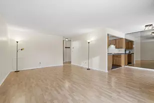 7290 Vista Ct, Eden Prairie, MN 55346 - Photo 5