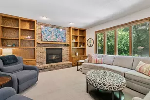 212 Geneva Blvd, Burnsville, MN 55306 - Photo 5