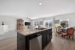 1096 Sunset Ave, Montrose, MN 55363 - Photo 5