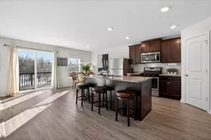 1096 Sunset Ave, Montrose, MN 55363 - Photo 3