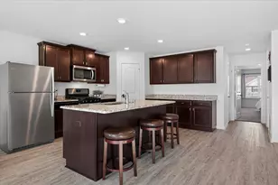 1096 Sunset Ave, Montrose, MN 55363 - Photo 9