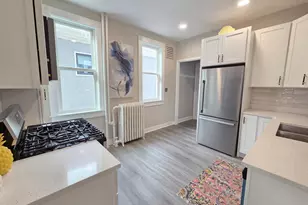 1323 Lincoln Ave, Saint Paul, MN 55105 - Photo 7