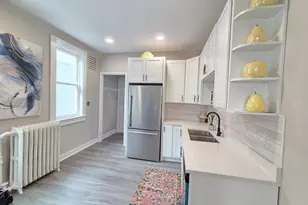 1323 Lincoln Ave, Saint Paul, MN 55105 - Photo 9