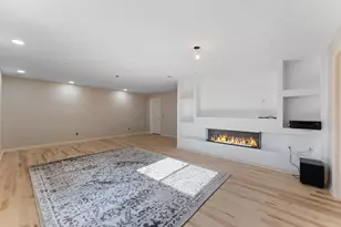 8345 Shire Trail, Woodbury, MN 55129 - Photo 33