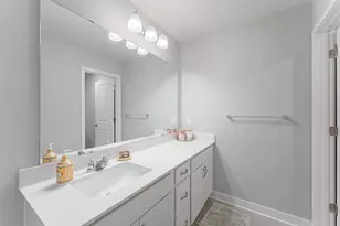 8345 Shire Trail, Woodbury, MN 55129 - Photo 19