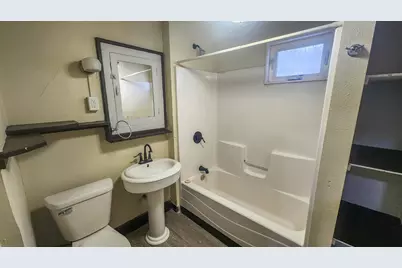 1045 10 Street N, Fargo, ND 58102 - Photo 15