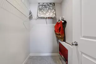 1663 Oak Crk Dr, Chaska, MN 55318 - Photo 35