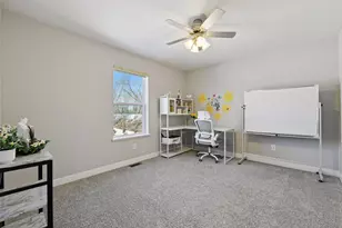 1663 Oak Crk Dr, Chaska, MN 55318 - Photo 33