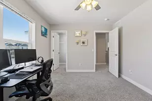 1663 Oak Crk Dr, Chaska, MN 55318 - Photo 41