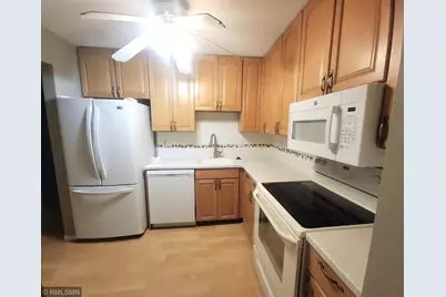 1871 Silver Bell Road #321, Eagan, MN 55122 - Photo 5