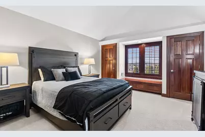 18313 Nicklaus Way, Eden Prairie, MN 55347 - Photo 25