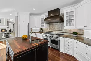 18313 Nicklaus Way, Eden Prairie, MN 55347 - Photo 11