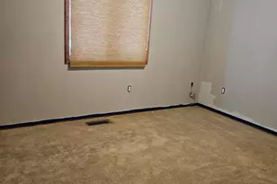 1550 14th Ave N, Wahpeton,  58075 - Photo 9