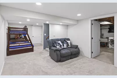 83 Farrell Street N, Maplewood, MN 55119 - Photo 25