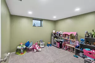 83 Farrell St N, Maplewood, MN 55119 - Photo 19