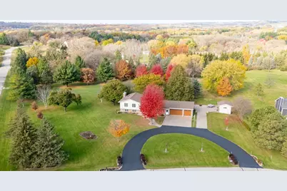 1477 Laurel Court SE, Rochester, MN 55904 - Photo 3