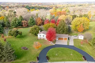 1477 Laurel Ct SE, Rochester, MN 55904 - Photo 3