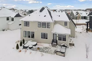 5290 Rolling Hls Pkwy, Victoria, MN 55386 - Photo 3