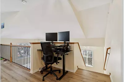 626 Willoughby Way W, Hopkins, MN 55305 - Photo 19