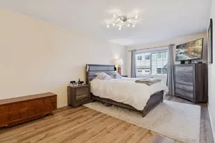 626 Willoughby Way W, Hopkins, MN 55305 - Photo 23