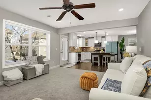 3341 Lakewood Trl, Woodbury, MN 55129 - Photo 5