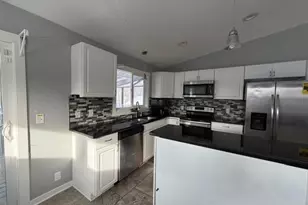 1547 Virginia St, Saint Paul, MN 55117 - Photo 7