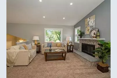 1547 Virginia Street, Saint Paul, MN 55117 - Photo 3