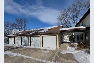 826 Central Avenue N #8, Faribault, MN 55021 - Photo 19