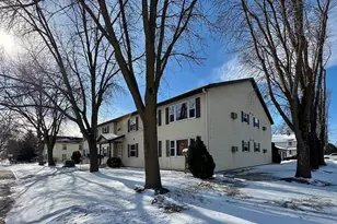 826 Central Ave N, Faribault, MN 55021 - Photo 21