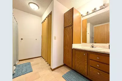 826 Central Avenue N #8, Faribault, MN 55021 - Photo 13