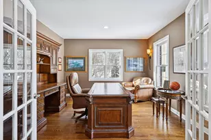 2012 Pine Ridge Dr, West Saint Paul, MN 55118 - Photo 5