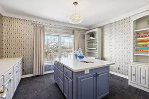 2012 Pine Ridge Dr, West Saint Paul, MN 55118 - Photo 9