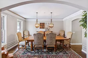 2012 Pine Ridge Dr, West Saint Paul, MN 55118 - Photo 7