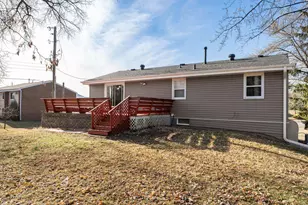 2130 Douglas Dr N, Golden Valley, MN 55422 - Photo 43